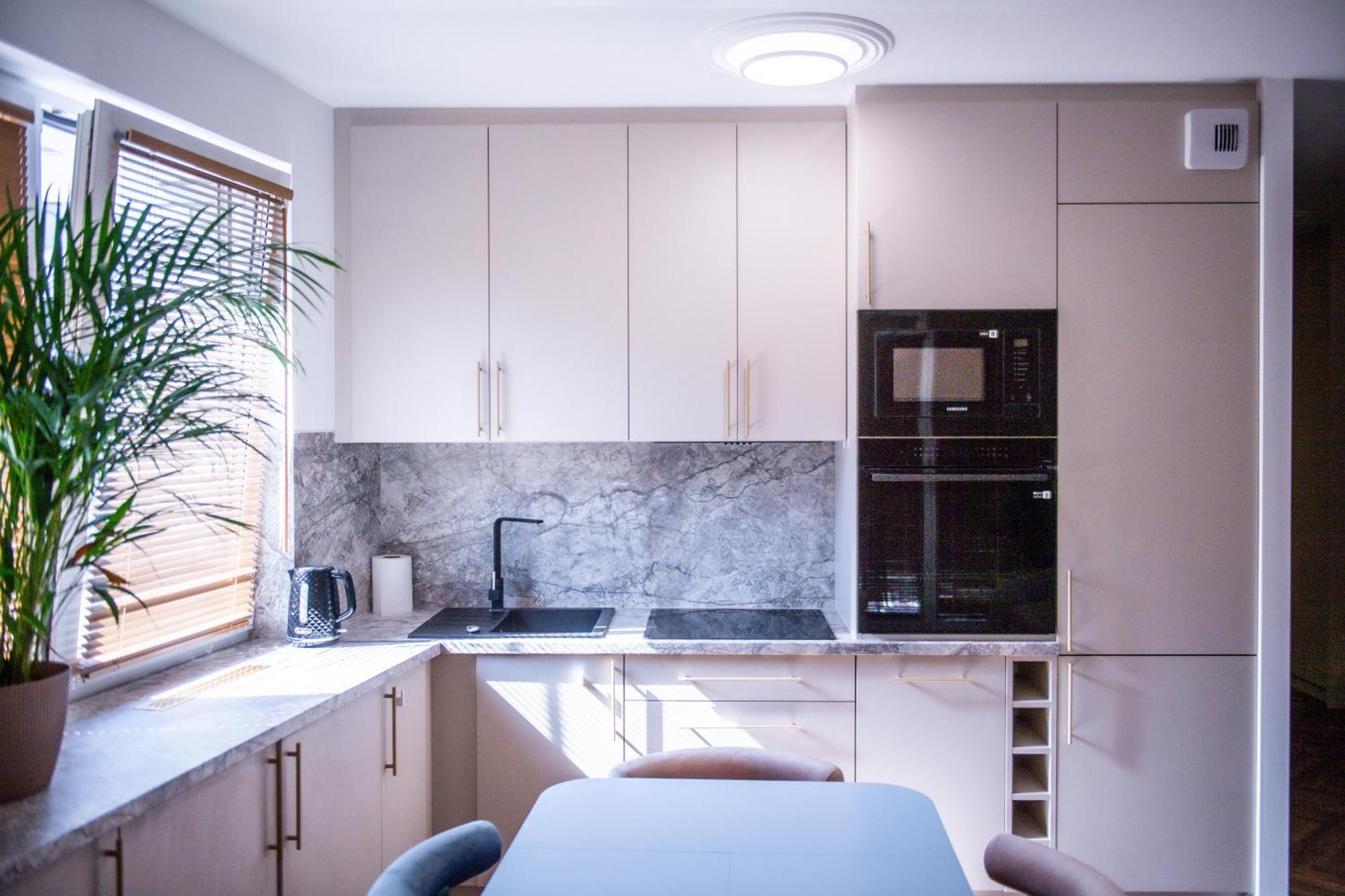 Apartament Mikolowska Z Balkonem Gliwice Eksteriør bilde